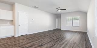 569 Savannah Street Gallery 1