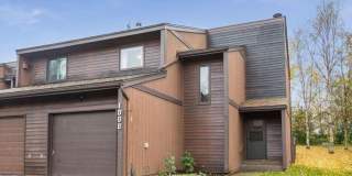 Furnished 3bed/1.5 bath near shopping and more! Gallery 1
