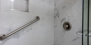 2 bed, 1 bath in great location - move in ready! Gallery 16