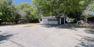 Newly Remodeled 4 Bedroom/1 Bathroom Home Gallery 3