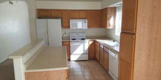SPACIOUS HOME IN GREAT NORTHWEST LOCATION! Gallery 5
