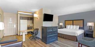 Memphis - Wolfchase Galleria Gallery 14