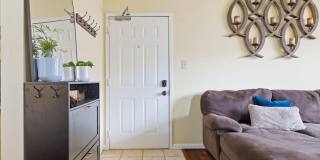 10208-C ASHBROOKE Court Gallery 3