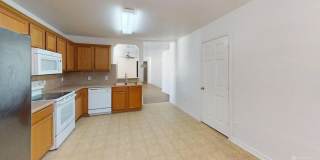 Fantastic - 3 bed 2 bath with Solar Panels Gallery 5
