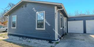 807 Dreiss Street Gallery 25