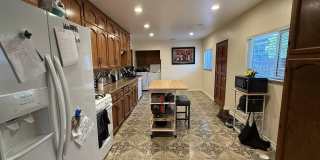 3725 Arizona St. Gallery 6