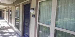 Harvard Square Apartments Gallery 38