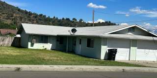 1018 S Oregon St Gallery 1