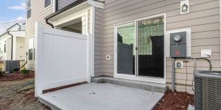 3/2.5 Townhome Close to Southpoint w/ Garage! Gallery 33