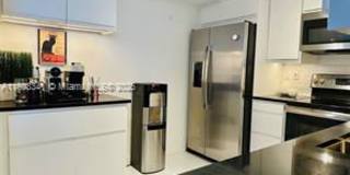 19101 Northeast 36th Place Gallery 1