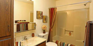 Deckner Manor Gallery 15