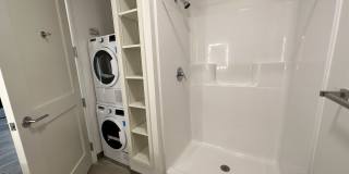 Red Oak at 409 Elm Street Gallery 4