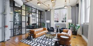 South Side on Lamar Gallery 10