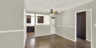 The Square Gallery 13