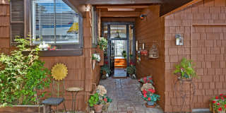 242 4th Ave Gallery 16