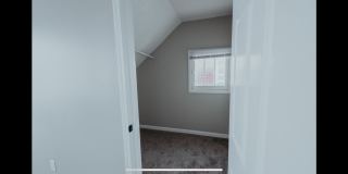 Spacious 3BR Duplex in Louisville Gallery 25
