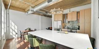 222 Losoya Gallery 16