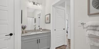 Farmhouse Luxury Apartments Gallery 16