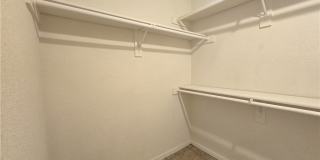 5705 Mandalay Gallery 26
