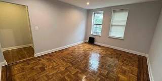 2419 Davidson Avenue Gallery 3