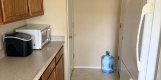 Fantastic west end condo Gallery 7