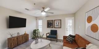 The 1800 at Barrett Lakes Apartments Gallery 5