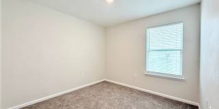 Beautiful 4BR Home with Open Floor Plan & Fully Fenced Backyard Gallery 24