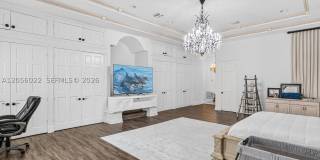 628 N Island Gallery 65