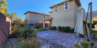 Beautifully renovated, cul-de-sac, Mesa Park adjacent home in Summerlin. Gallery 87