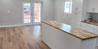 191 NW 60th Ave Gallery 8