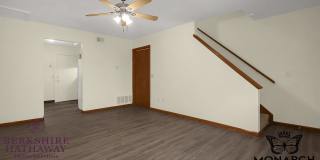2 Bedroom Spacious Townhouse Gallery 9