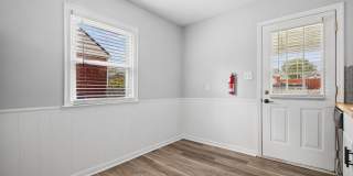 Remodeled Clintonville Cape Cod w/Private Yard & Garage! Gallery 4