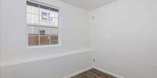 West Oakland 3 Bedroom Flat! Gallery 27