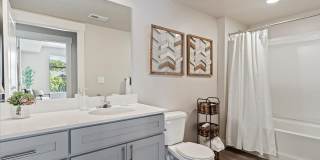 Canyon View Living on 12th Gallery 25