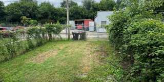 Two bedroom House For Rent S. Floyd Street Gallery 17