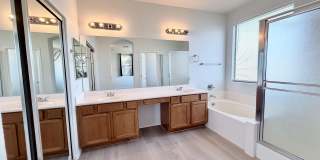 1289 E Iris Drive Gallery 29