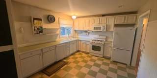 3 Bedroom house in Rogers Park! Gallery 4