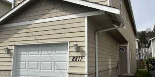 Renovated 3 Bed 2.5 Bath Home in South Park Gallery 1