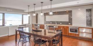 10 West Apartments Gallery 18