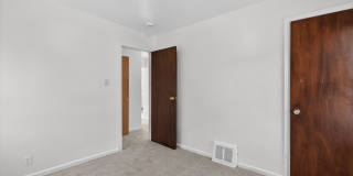 $1250 3 bed Bungalow Gallery 18