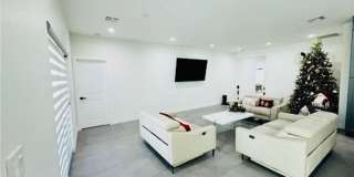 Fully Furnished 4BR + RV Garage Gallery 15
