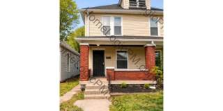 1344 North Dearborn Street Gallery 1
