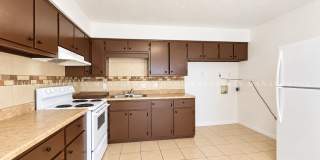 2419 Vine Avenue - A Gallery 1