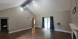 4 Bedroom/3 Bath -Great, Layout Gallery 1