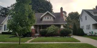 711 Grinnell Gallery 1