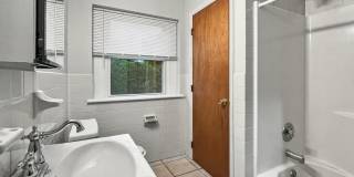 829-833 Conestoga Road Gallery 41