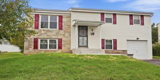 3242 PARKVIEW Drive Gallery 1