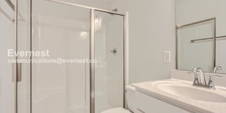 221 Ansley Way Gallery 18