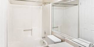 James Pointe Apartments Gallery 136