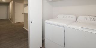 Las Kivas Gallery 22